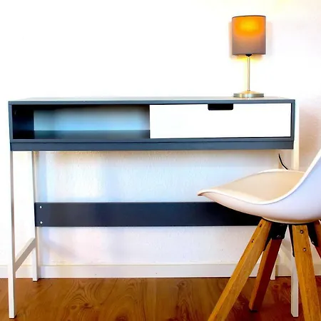 Cottbuser Gaestewohnungen Apartament Chociebuż